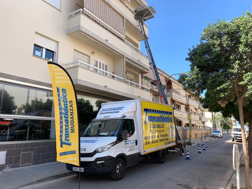 Mudanzas con elevador en Mallorca Mudanzas con elevador Palma de Mallorca